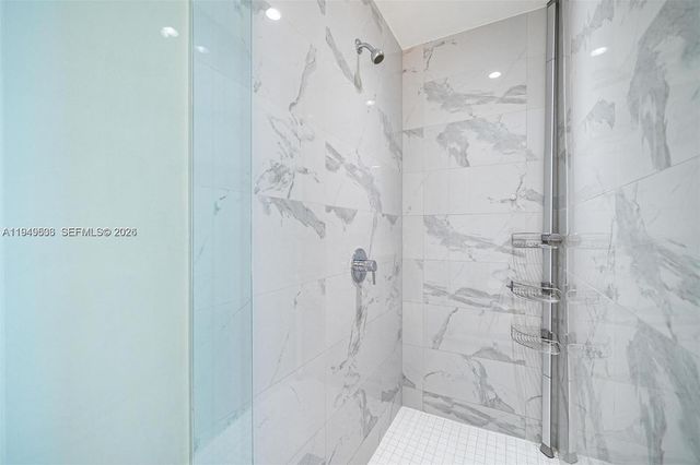 851 NE 1st Ave 4108, Miami, FL 33132