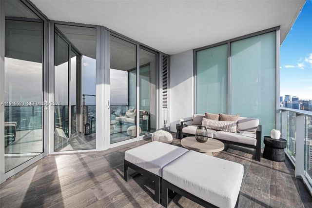 851 NE 1st Ave 4108, Miami, FL 33132