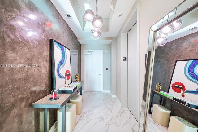 851 NE 1st Ave 4108, Miami, FL 33132