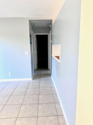 9326 Sunrise Drive 9332, West Palm Beach, FL 33403