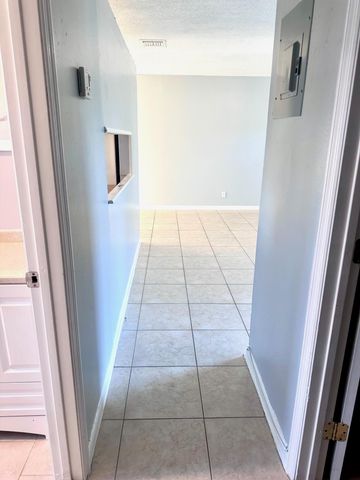 9326 Sunrise Drive 9332, West Palm Beach, FL 33403