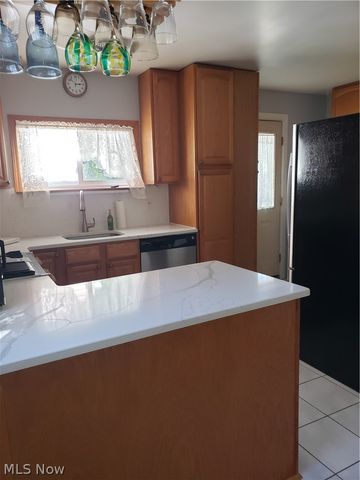 234 Wallace Drive, Berea, OH 44017