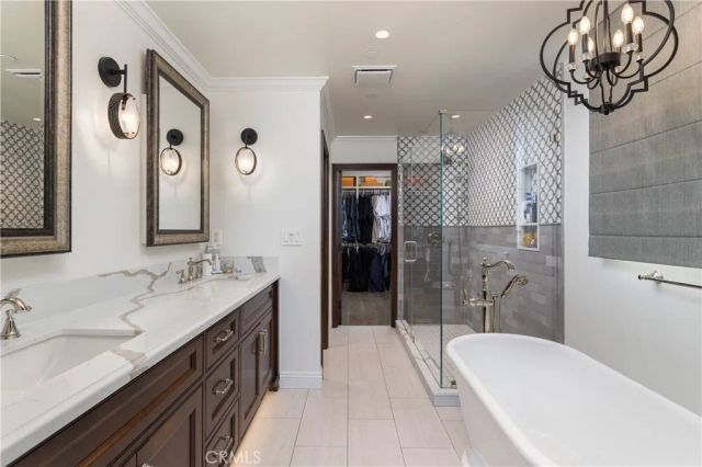 302 3rd, Huntington Beach, CA 92648