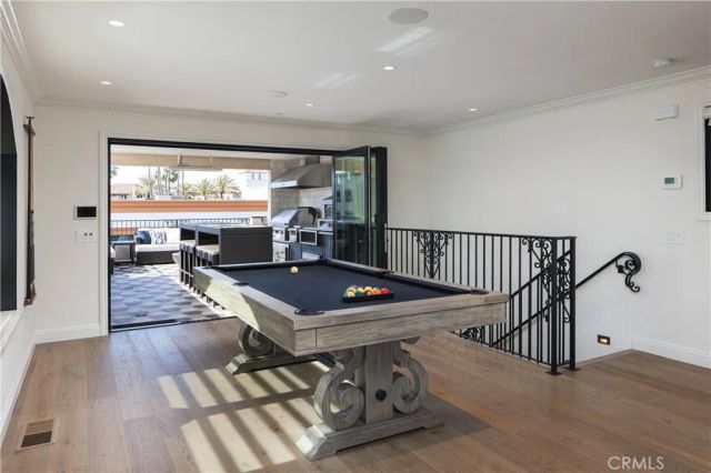 302 3rd, Huntington Beach, CA 92648