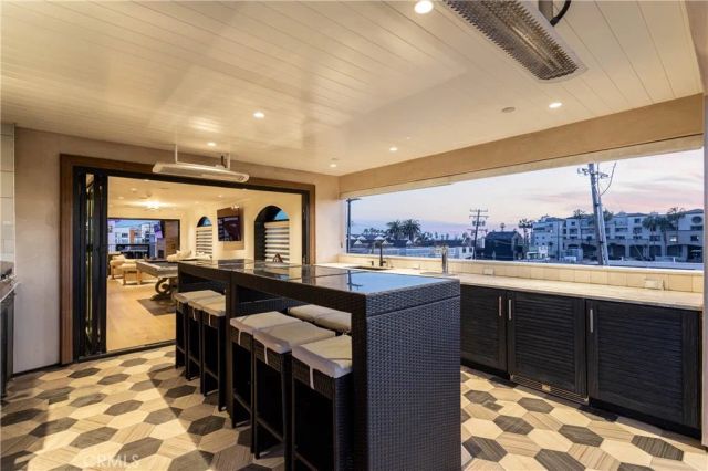 302 3rd, Huntington Beach, CA 92648