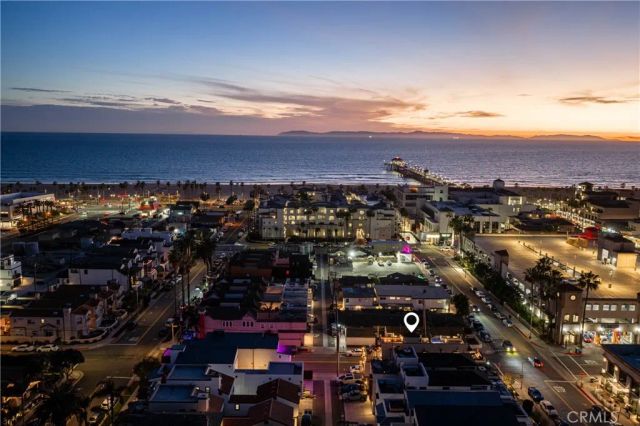 302 3rd, Huntington Beach, CA 92648