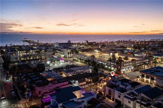 302 3rd, Huntington Beach, CA 92648