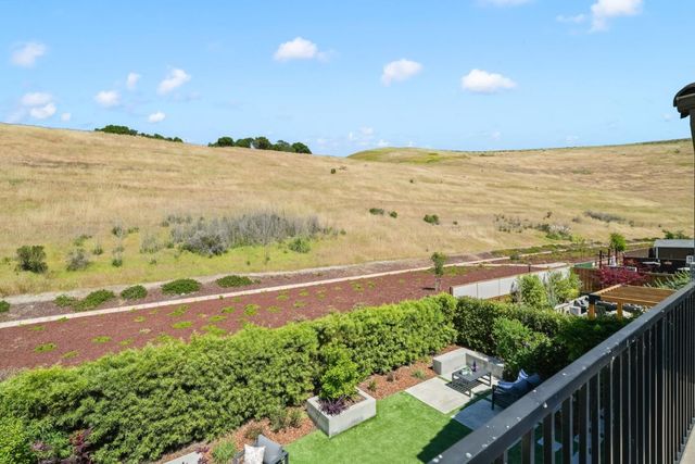 29716 Cantera, Hayward, CA 94544