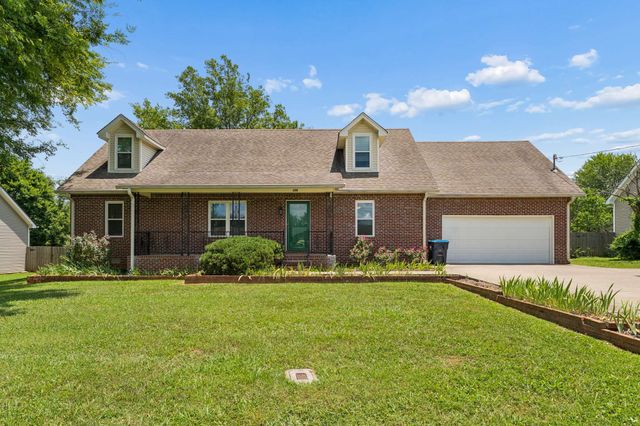328 Merlin Dr, Murfreesboro, TN 37127