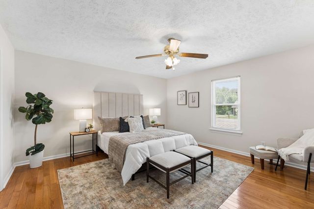 328 Merlin Dr, Murfreesboro, TN 37127