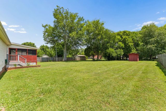 328 Merlin Dr, Murfreesboro, TN 37127