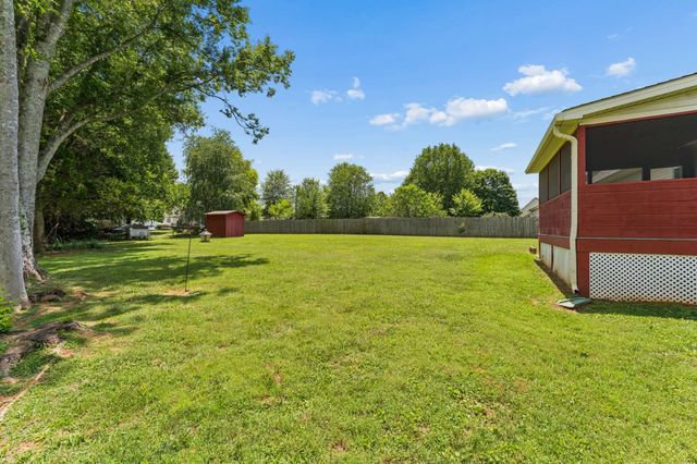 328 Merlin Dr, Murfreesboro, TN 37127