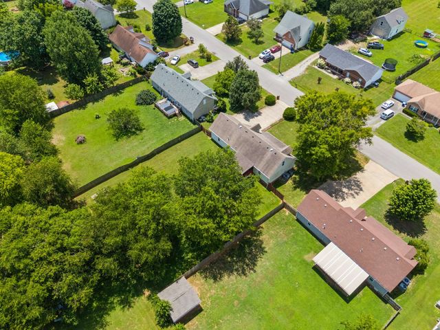 328 Merlin Dr, Murfreesboro, TN 37127