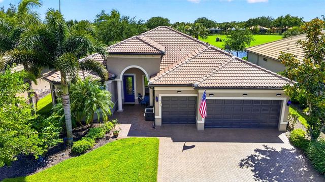 6120 Victory Dr, Ave Maria, FL 34142