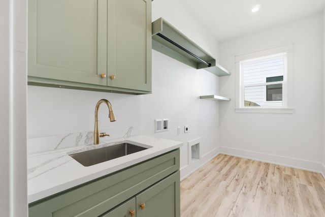 21511 Pompano Avenue, Panama City Beach, FL 32413