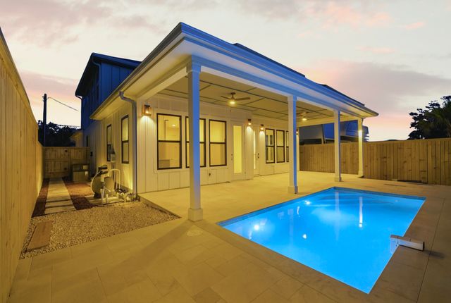 21511 Pompano Avenue, Panama City Beach, FL 32413