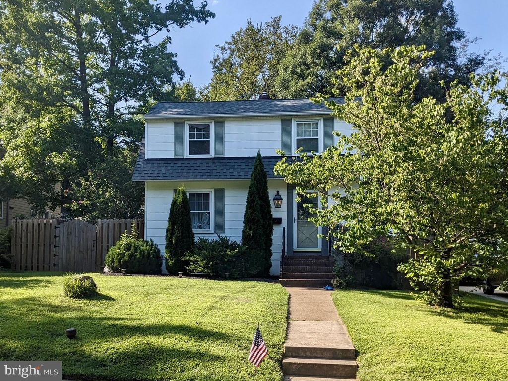 1326 BROOK RD, Baltimore, MD 21228