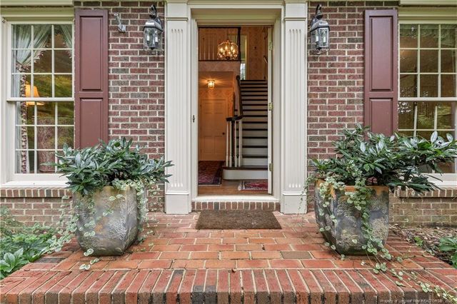 2004 Vantage Point, Sanford, NC 27330