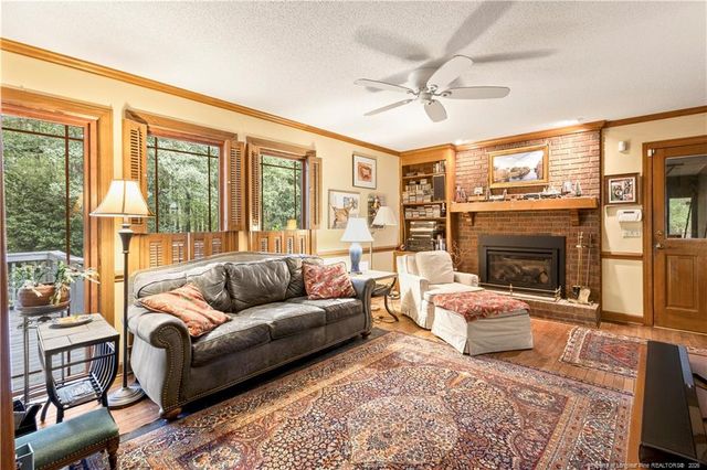 2004 Vantage Point, Sanford, NC 27330
