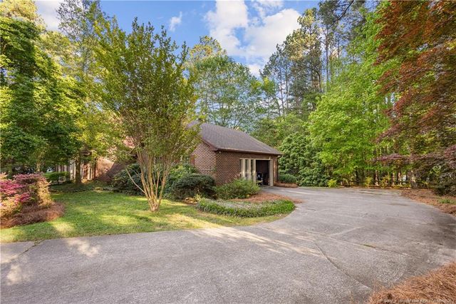 2004 Vantage Point, Sanford, NC 27330