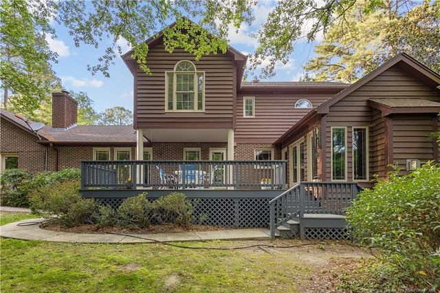 2004 Vantage Point, Sanford, NC 27330