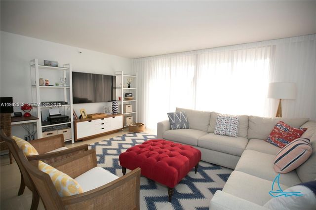 8877 Collins Ave 805, Surfside, FL 33154