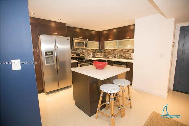 8877 Collins Ave 805, Surfside, FL 33154