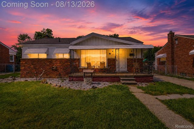 141 Lathers Street, Garden City, MI 48135