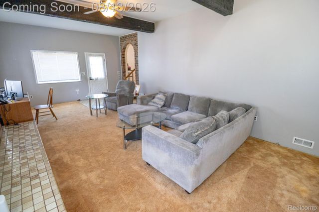 141 Lathers Street, Garden City, MI 48135