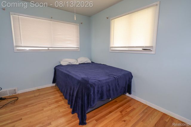 141 Lathers Street, Garden City, MI 48135