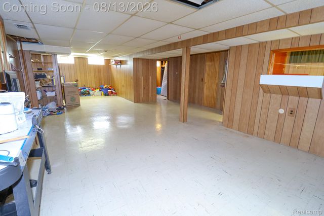 141 Lathers Street, Garden City, MI 48135