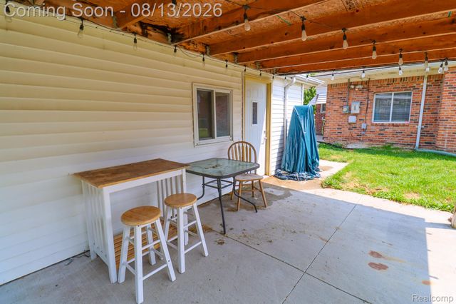 141 Lathers Street, Garden City, MI 48135