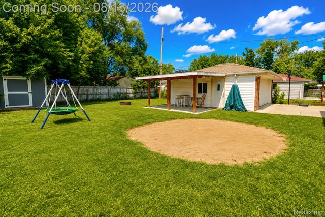141 Lathers Street, Garden City, MI 48135