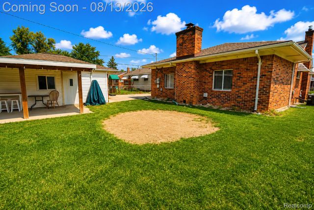 141 Lathers Street, Garden City, MI 48135