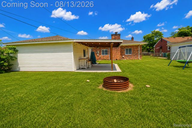 141 Lathers Street, Garden City, MI 48135