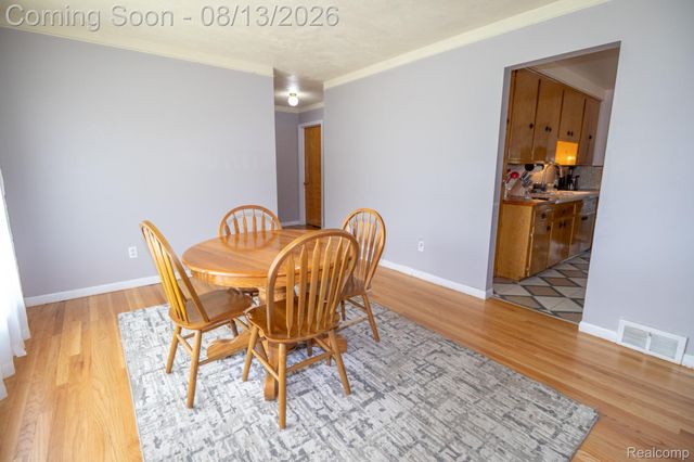 141 Lathers Street, Garden City, MI 48135