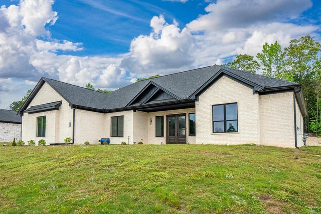 4205 Hampton Drive, Benton, AR 71909