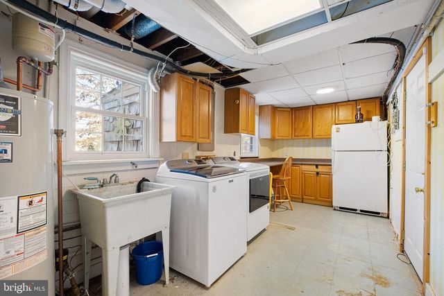 2227 GRUBB RD, Wilmington, DE 19810