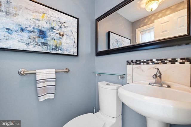 2227 GRUBB RD, Wilmington, DE 19810