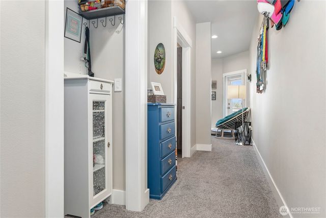 2068 Bakerscape Court, Ferndale, WA 98248