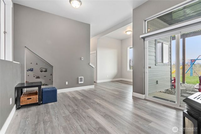 2068 Bakerscape Court, Ferndale, WA 98248