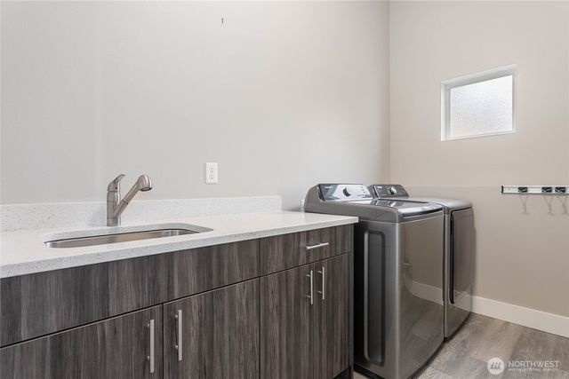 2068 Bakerscape Court, Ferndale, WA 98248