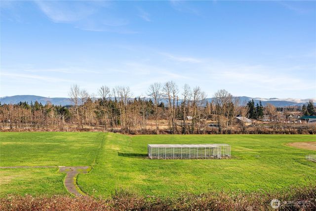 2068 Bakerscape Court, Ferndale, WA 98248