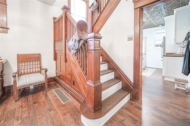 418 Boyles Ave, New Castle, PA 16101