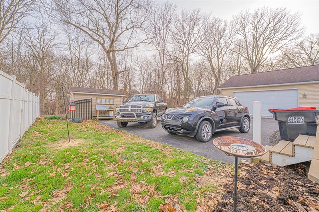 418 Boyles Ave, New Castle, PA 16101