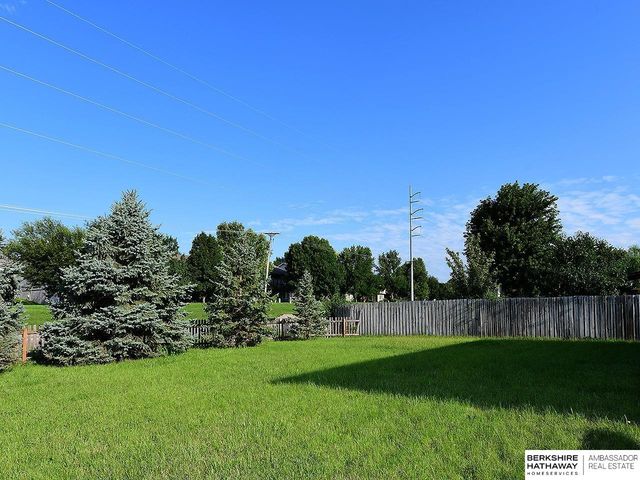7232 S 179th Street, Omaha, NE 68136