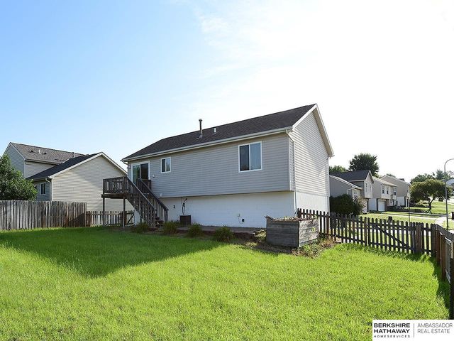 7232 S 179th Street, Omaha, NE 68136