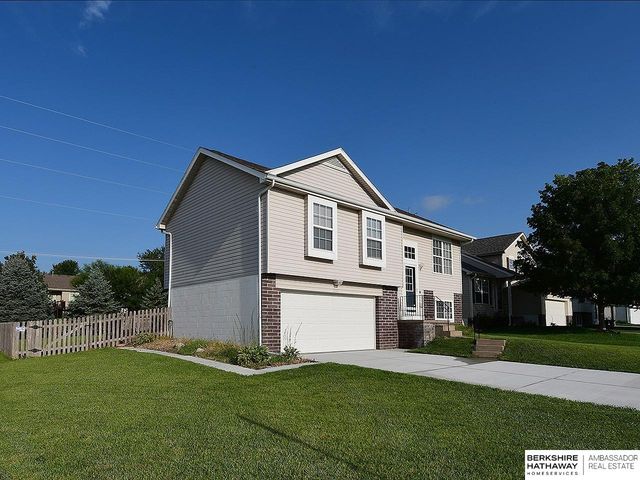 7232 S 179th Street, Omaha, NE 68136