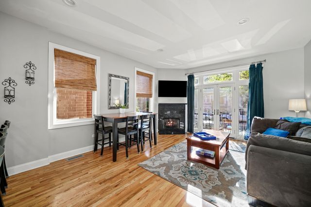 1636 W Warren Boulevard 1, Chicago, IL 60612