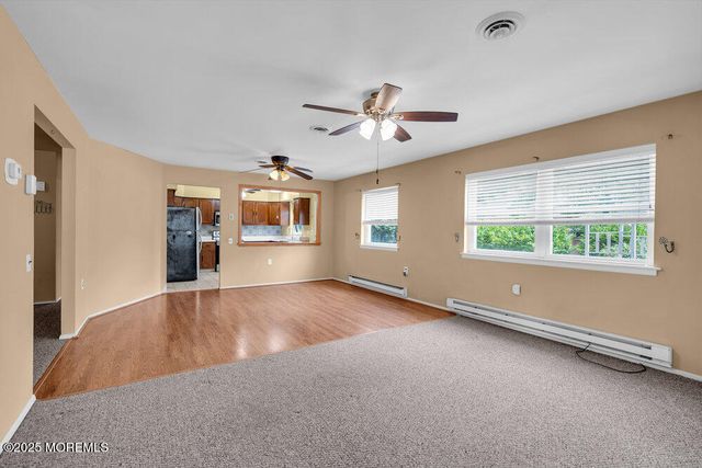 6 Quaker Lane, B, Whiting, NJ 08759